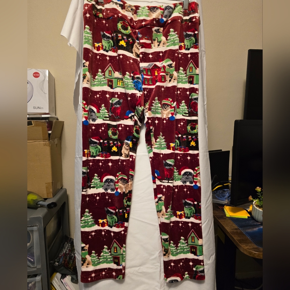 No Boundaries Christmas leggings red size XXL
